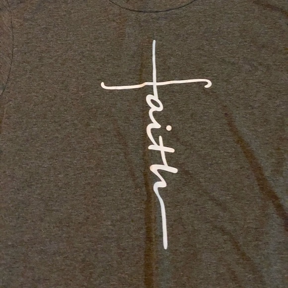 Faith basic T-SHIRT top - Picture 2 of 2